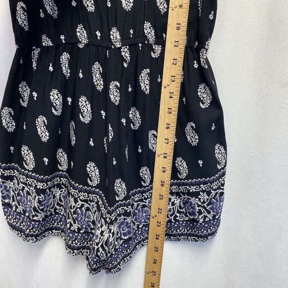 Band of Gypsies Elastic Waist Strap V-Neck Romper Women Small Black Side Pockets - Picture 4 of 16